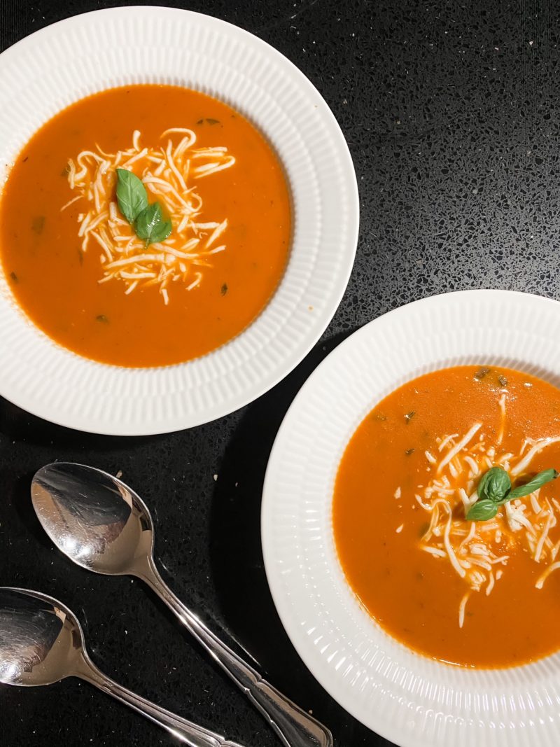 hjemmelavet cremet tomatsuppe opskrift